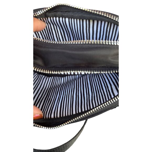 Love Brighton Crossbody Bag With Heart Strap & Zipper Compartments. - Picture 4 of 9